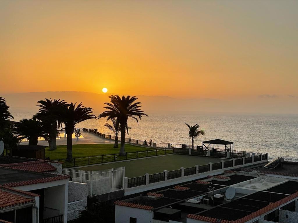 Amazing Atlantic And Breathtaking Mountains Views Apartment Acantilado de los Gigantes Bagian luar foto