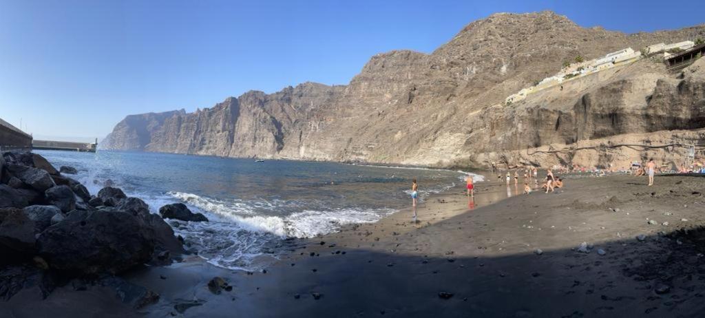 Amazing Atlantic And Breathtaking Mountains Views Apartment Acantilado de los Gigantes Bagian luar foto